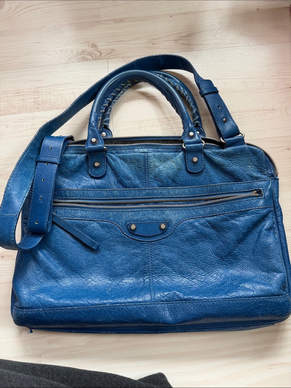 Balenciaga Moto wrinkled Blue Leather briefcase  Shoulder Bag.